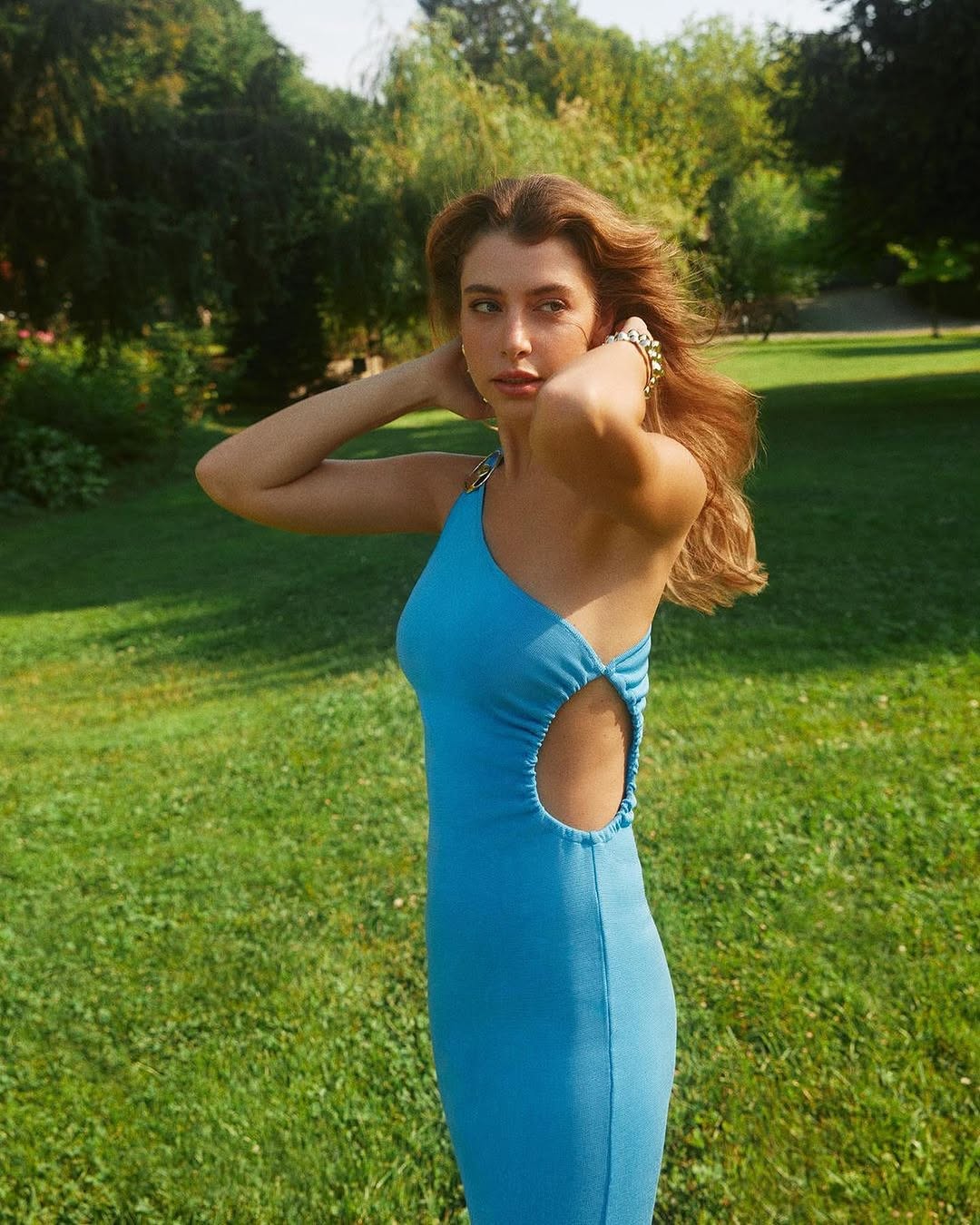 Gamze Erçel - Fewa Blue One-Shoulder Knitted Maxi Dress with Side Cut-Out Detail | Moeva | RTW Dresses | Each week unveils new pieces—luxury swimwear, fluid resort silhouettes, and elevated summer-to-evening essentials designed to carry you from coastal escapes to city nights.