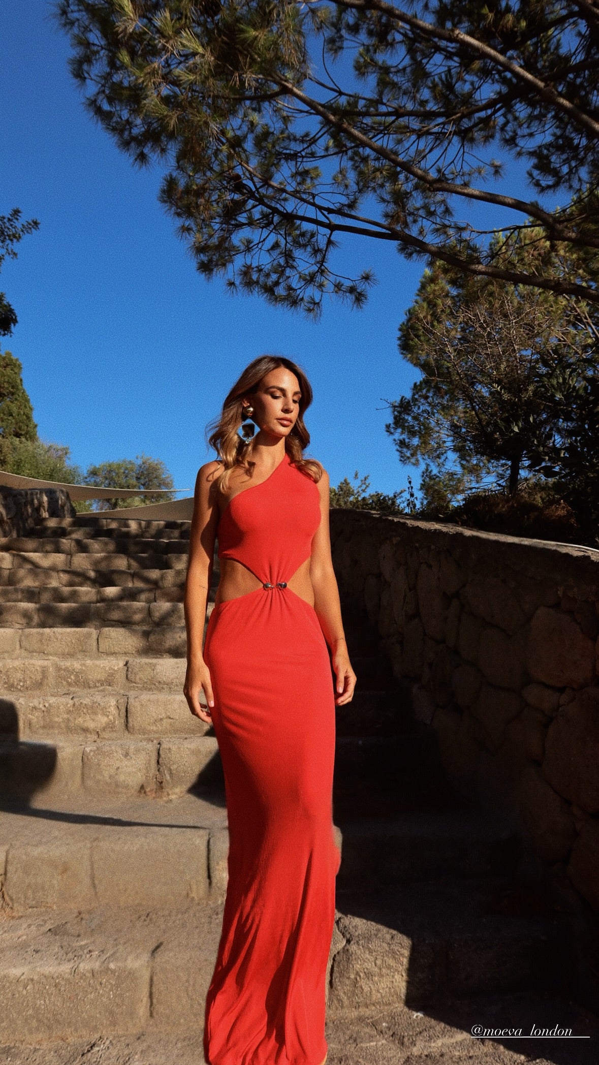 Aslısah Alkoclar - Violet Red One-Shoulder Textured Maxi Dress with Cut-Out Detail | Moeva | Dress | Each week unveils new pieces—luxury swimwear, fluid resort silhouettes, and elevated summer-to-evening essentials designed to carry you from coastal escapes to city nights.