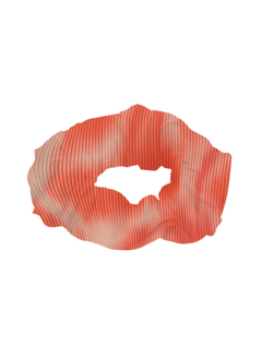 Peggy Red Degraded Scrunchie | Moeva | Scrunchie | Each week unveils new pieces—luxury swimwear, fluid resort silhouettes, and elevated summer-to-evening essentials designed to carry you from coastal escapes to city nights.