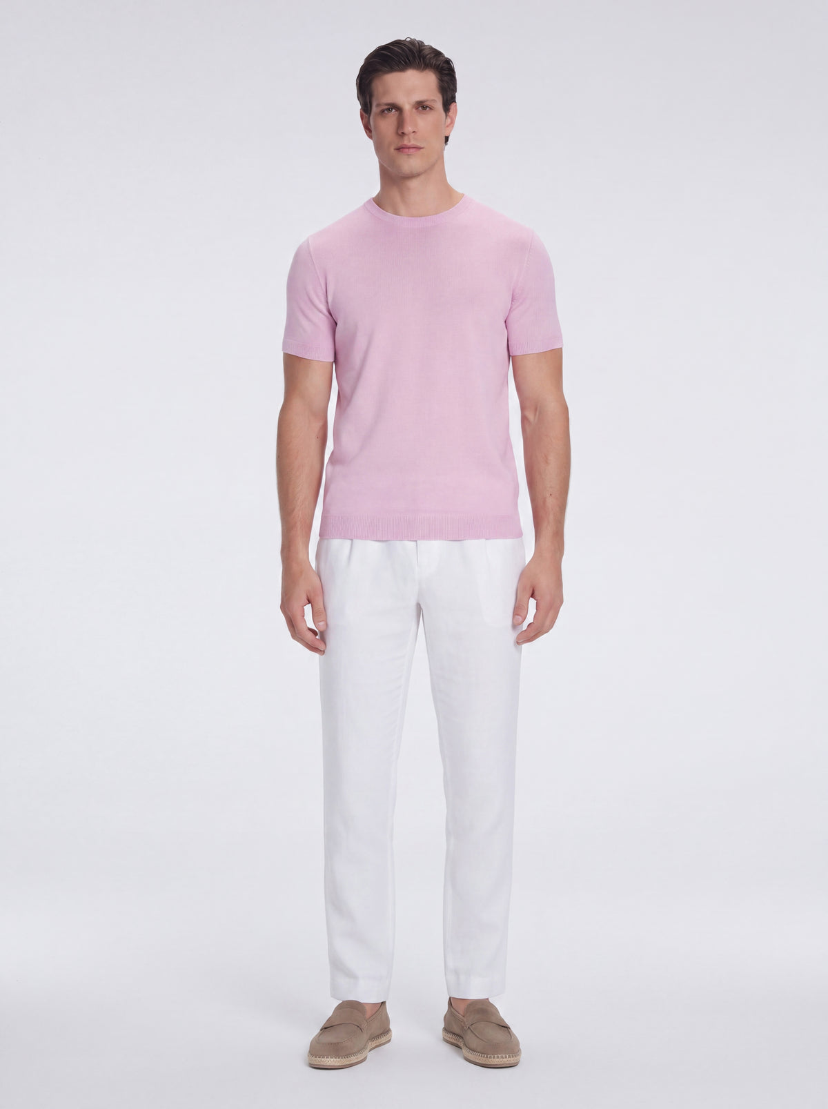 Baron Pink Round-Neck Cotton T-Shirt | Moeva | T-Shirt | Each week unveils new pieces—luxury swimwear, fluid resort silhouettes, and elevated summer-to-evening essentials designed to carry you from coastal escapes to city nights.
