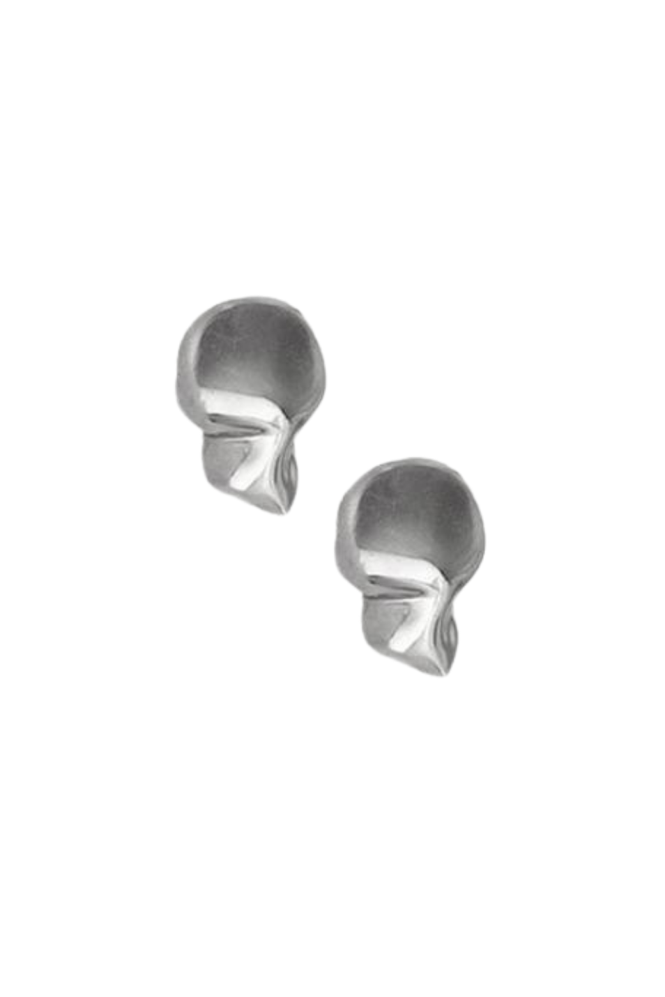 Tyla Silver Earrings | Moeva | Earring | Each week unveils new pieces—luxury swimwear, fluid resort silhouettes, and elevated summer-to-evening essentials designed to carry you from coastal escapes to city nights.