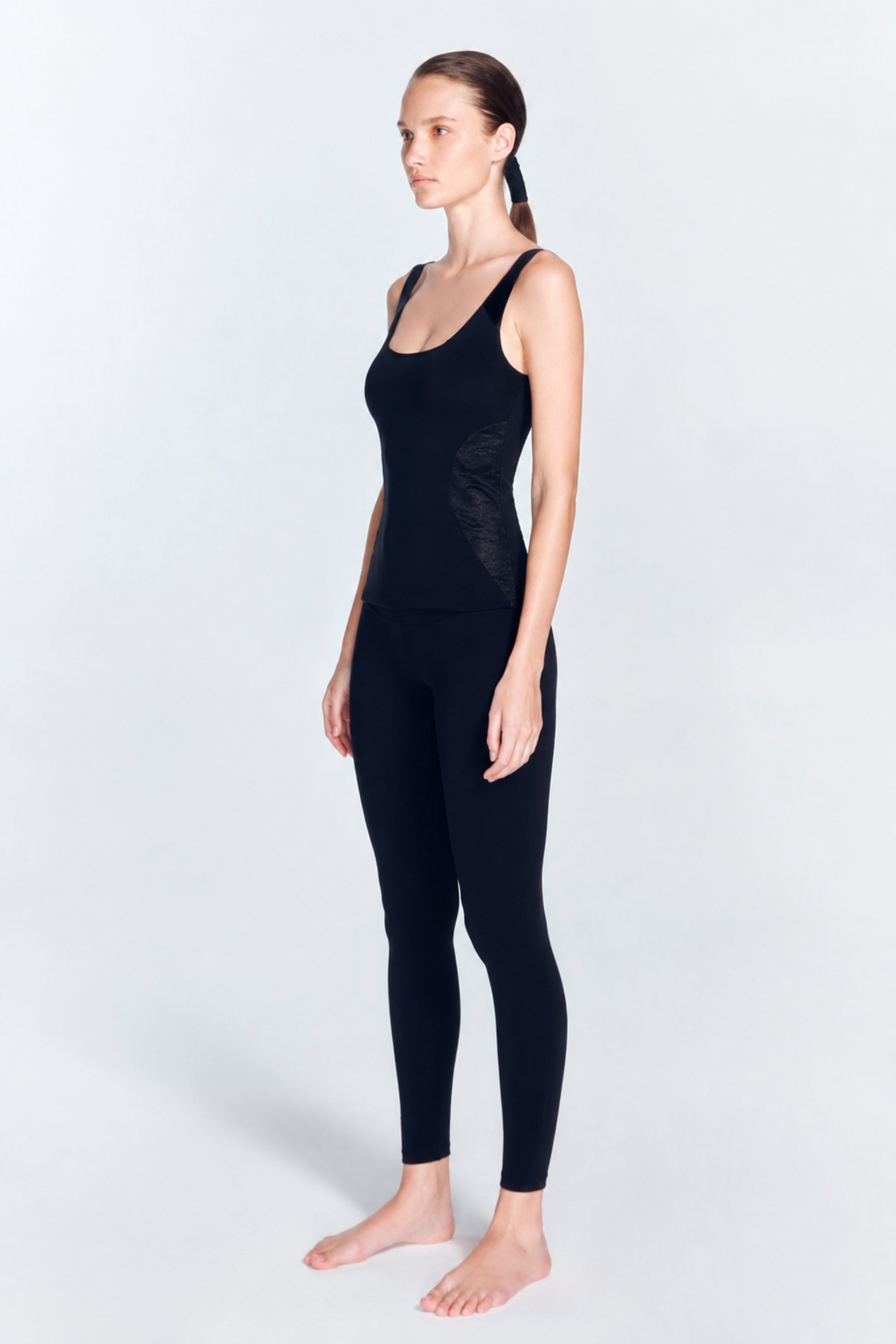 Dulce Black Sport Top