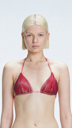 Hermione Red Triangle 3D Bikini Top | Moeva | Bikini Top | Each week unveils new pieces—luxury swimwear, fluid resort silhouettes, and elevated summer-to-evening essentials designed to carry you from coastal escapes to city nights.