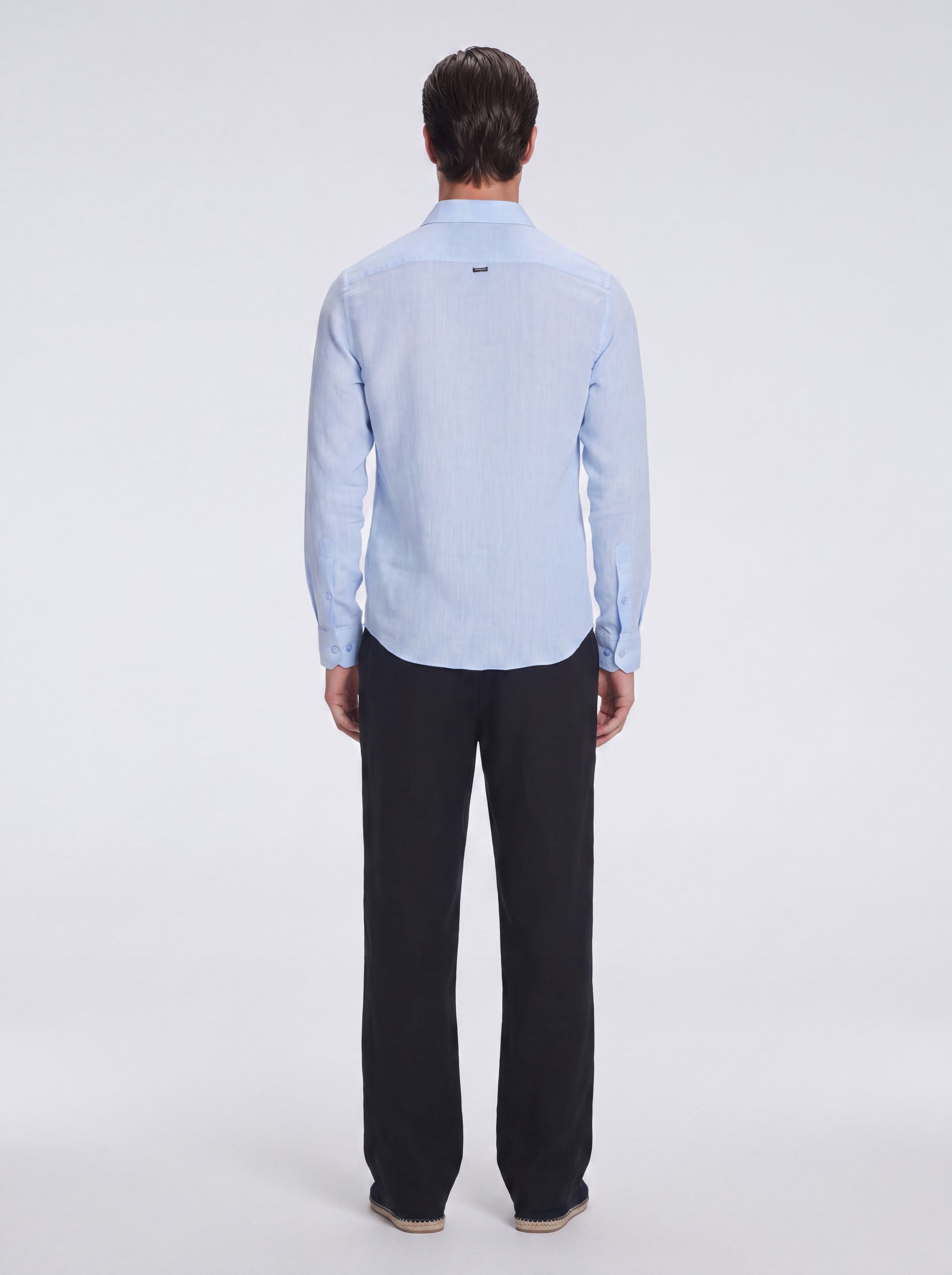 James Baby Blue Linen Slim-Fit Shirt | Moeva | Shirt | Each week unveils new pieces—luxury swimwear, fluid resort silhouettes, and elevated summer-to-evening essentials designed to carry you from coastal escapes to city nights.
