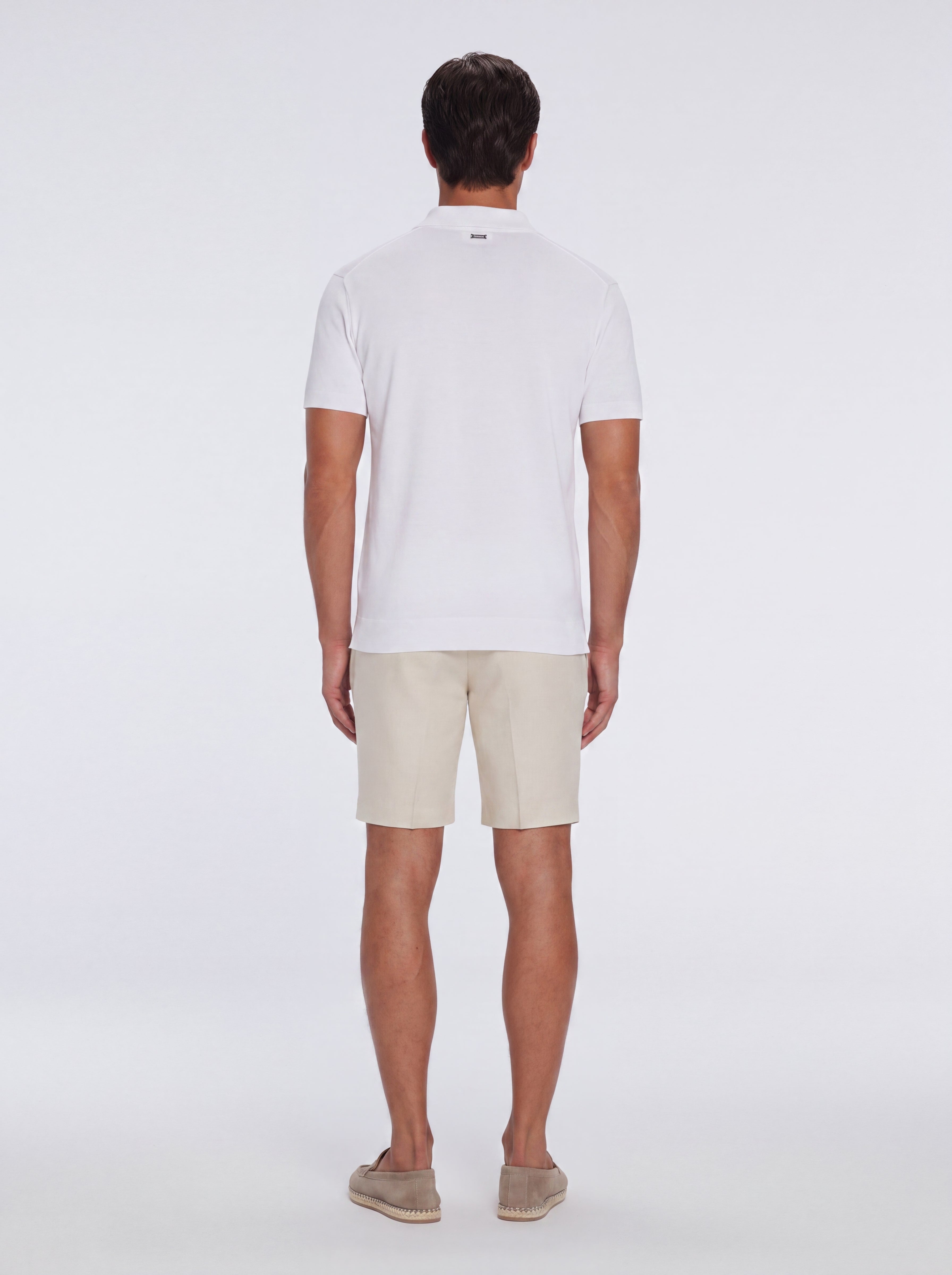 Johan White Cotton Knitted Polo Shirt Whit Buttons | Moeva | T-Shirt | Each week unveils new pieces—luxury swimwear, fluid resort silhouettes, and elevated summer-to-evening essentials designed to carry you from coastal escapes to city nights.