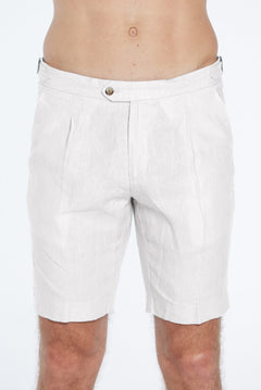 Marco Linen White Shorts | Moeva | Shorts | Each week unveils new pieces—luxury swimwear, fluid resort silhouettes, and elevated summer-to-evening essentials designed to carry you from coastal escapes to city nights.