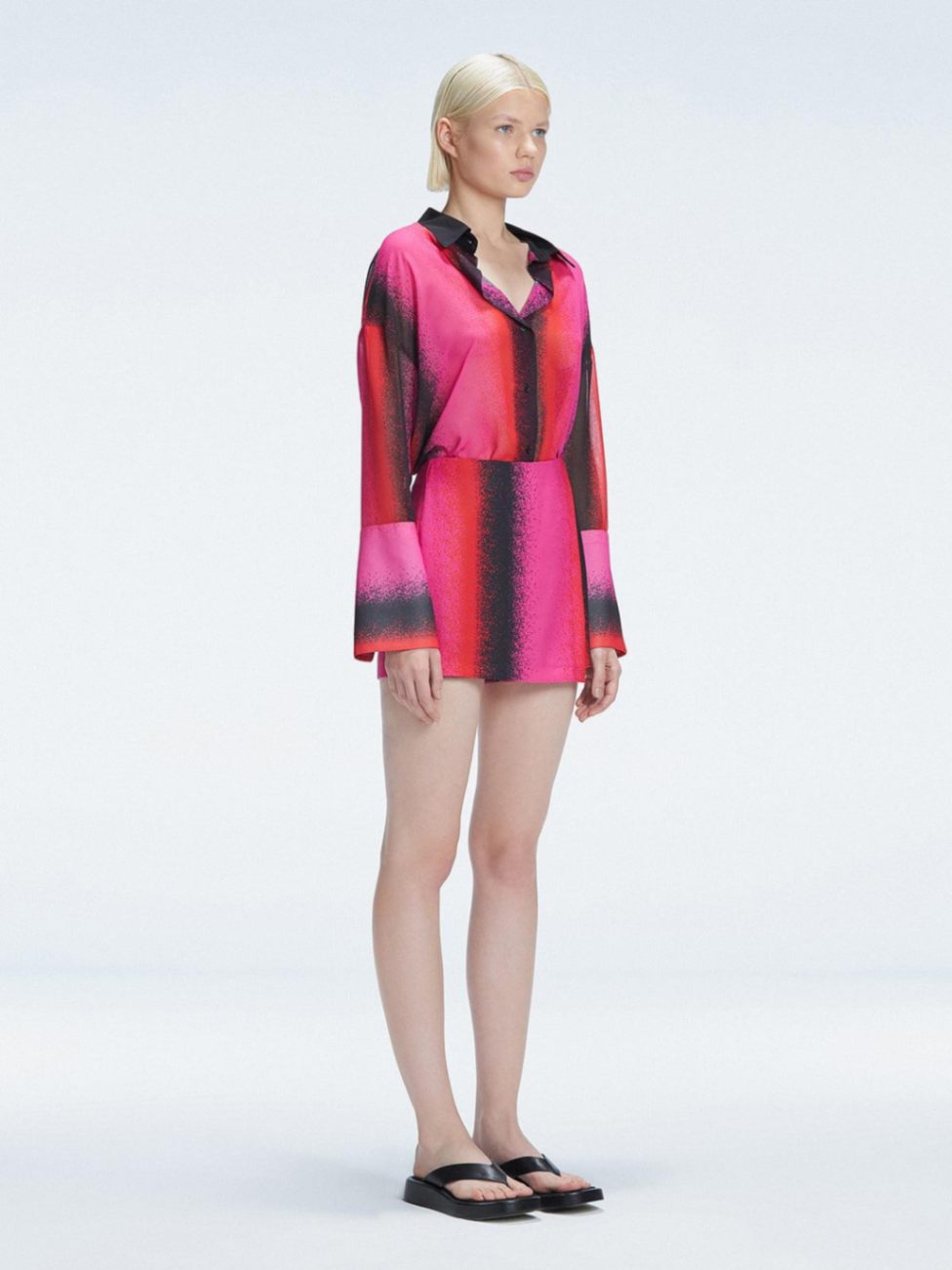 Janine Red Degraded Long Sleeve Shirt | Moeva | Shirt | Each week unveils new pieces—luxury swimwear, fluid resort silhouettes, and elevated summer-to-evening essentials designed to carry you from coastal escapes to city nights.