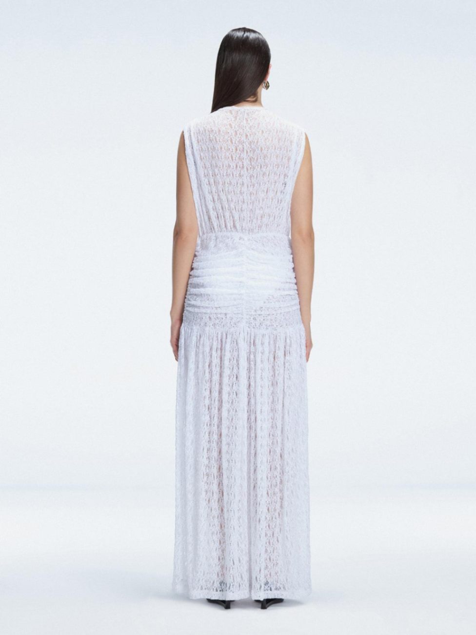 Julia Mateian - Aveline Sleeveless Lace Maxi Kaftan | Moeva | Beachwear Dresses | Each week unveils new pieces—luxury swimwear, fluid resort silhouettes, and elevated summer-to-evening essentials designed to carry you from coastal escapes to city nights.