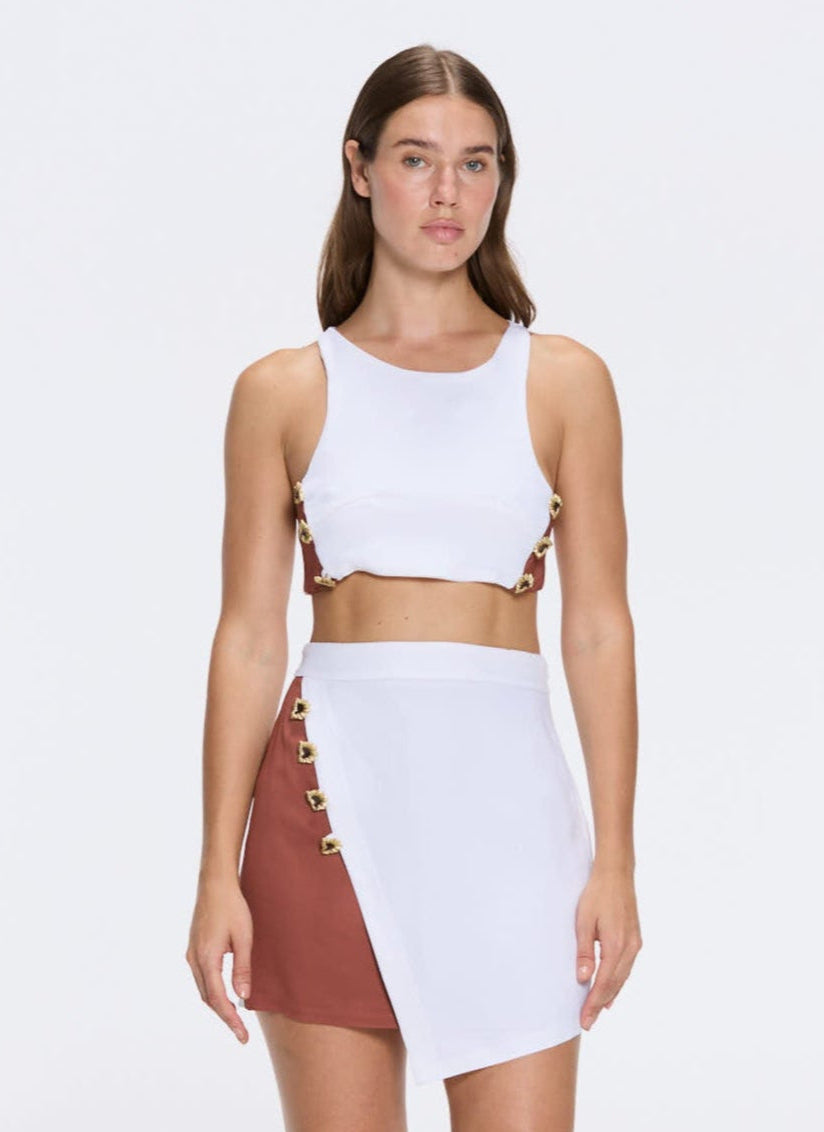 Bodrum Crop Top And Riviera White-Brown Asymmetric Mini Skort Set | Moeva | Set | Each week unveils new pieces—luxury swimwear, fluid resort silhouettes, and elevated summer-to-evening essentials designed to carry you from coastal escapes to city nights.