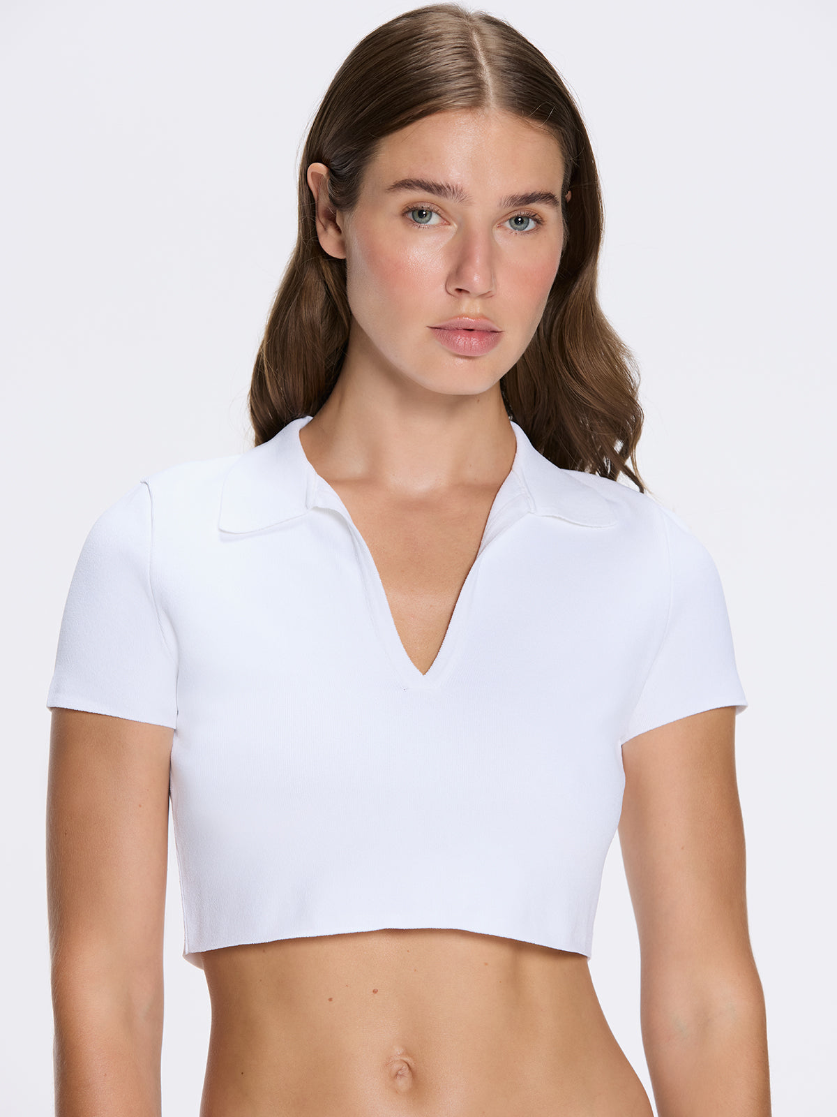 Shandy White Polo Collar Knitted Crop Top | Moeva | Crop Top | Each week unveils new pieces—luxury swimwear, fluid resort silhouettes, and elevated summer-to-evening essentials designed to carry you from coastal escapes to city nights.