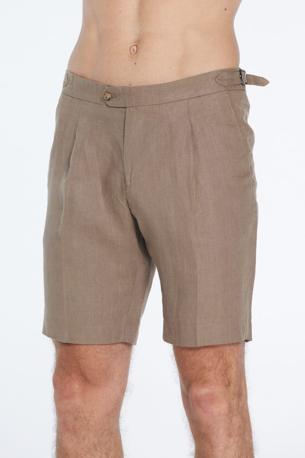 Marco Linen Taupe Shorts | Moeva | Men Shorts | Each week unveils new pieces—luxury swimwear, fluid resort silhouettes, and elevated summer-to-evening essentials designed to carry you from coastal escapes to city nights.