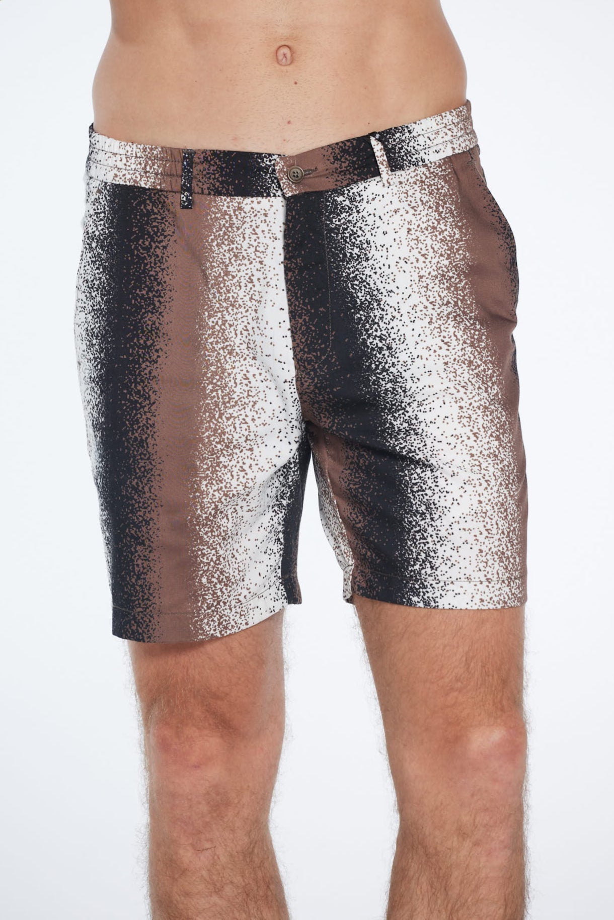 Dominic Brown Degraded Cotton Shorts | Moeva | Shorts | Each week unveils new pieces—luxury swimwear, fluid resort silhouettes, and elevated summer-to-evening essentials designed to carry you from coastal escapes to city nights.
