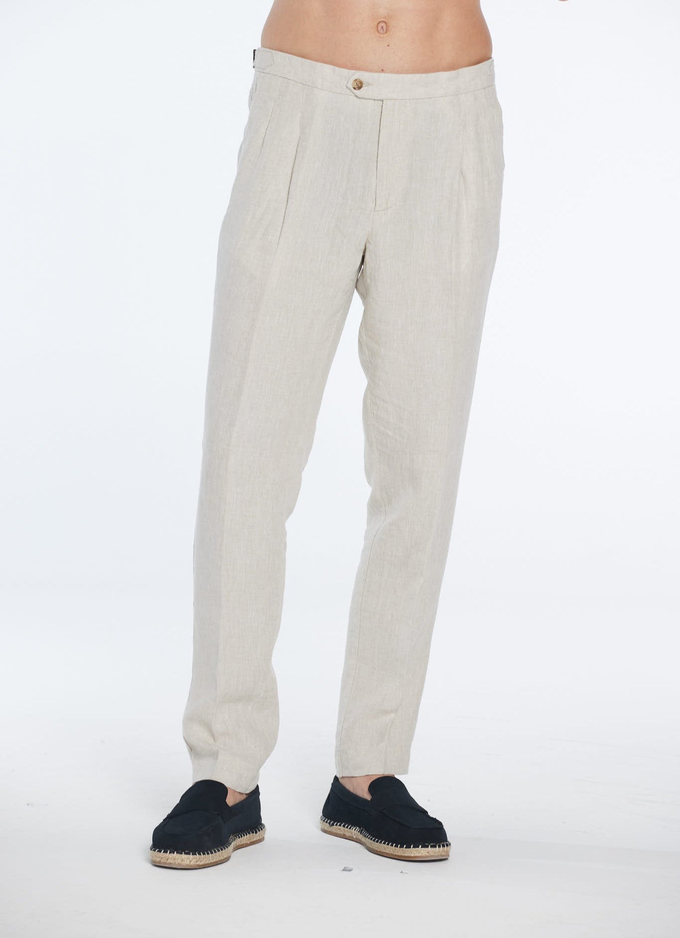 Enzo Beige Linen Straight-Leg Pants | Moeva | Men Pants | Each week unveils new pieces—luxury swimwear, fluid resort silhouettes, and elevated summer-to-evening essentials designed to carry you from coastal escapes to city nights.