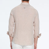 Harry Nude Linen Shirt with Spread Collar | Moeva | Men Classic Collar Shirts | Each week unveils new pieces—luxury swimwear, fluid resort silhouettes, and elevated summer-to-evening essentials designed to carry you from coastal escapes to city nights.