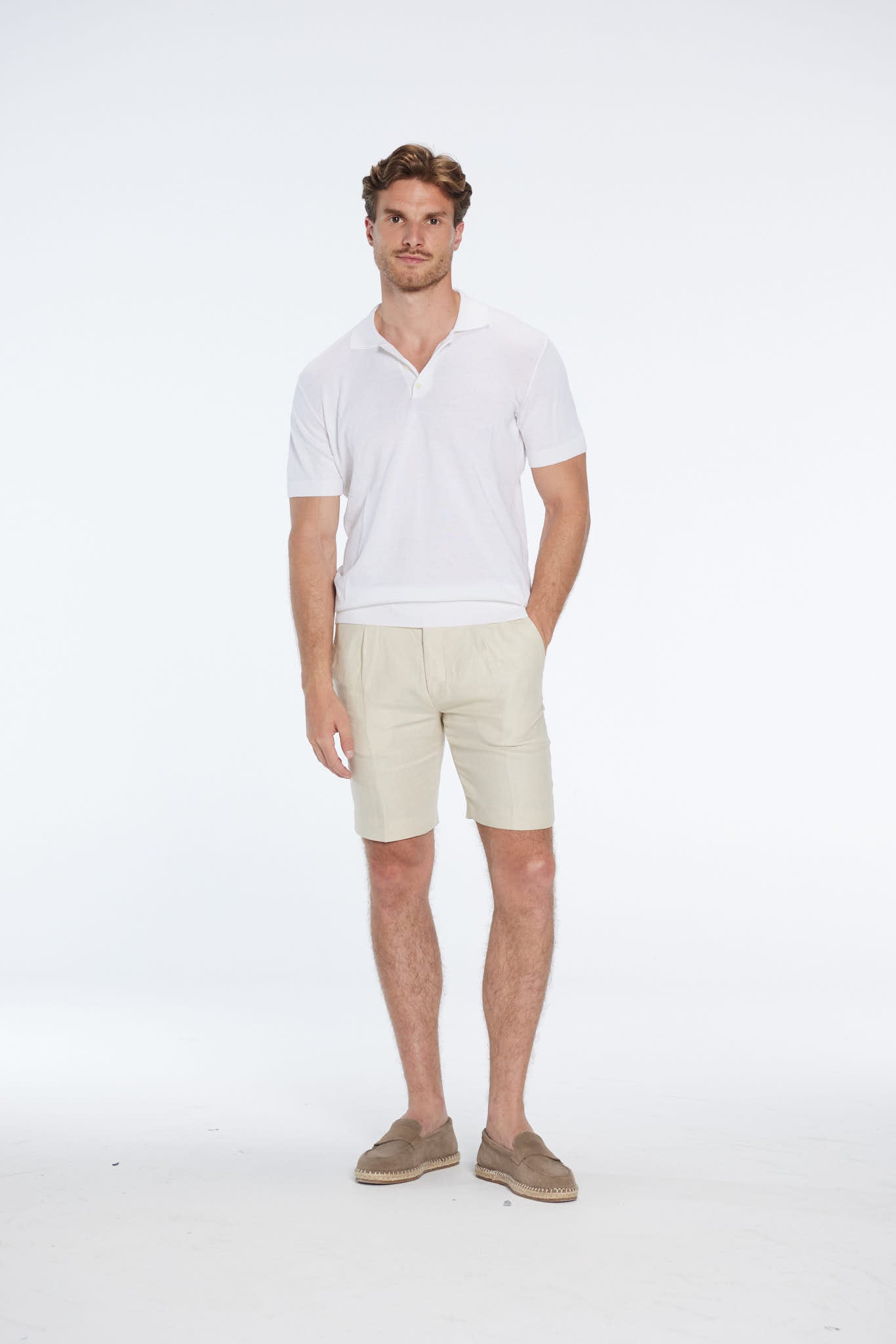 Johan White Cotton Polo Shirt | Moeva | Men Polo Shirts | Each week unveils new pieces—luxury swimwear, fluid resort silhouettes, and elevated summer-to-evening essentials designed to carry you from coastal escapes to city nights.