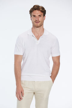 Johan White Cotton Polo Shirt | Moeva | T-Shirt | Each week unveils new pieces—luxury swimwear, fluid resort silhouettes, and elevated summer-to-evening essentials designed to carry you from coastal escapes to city nights.
