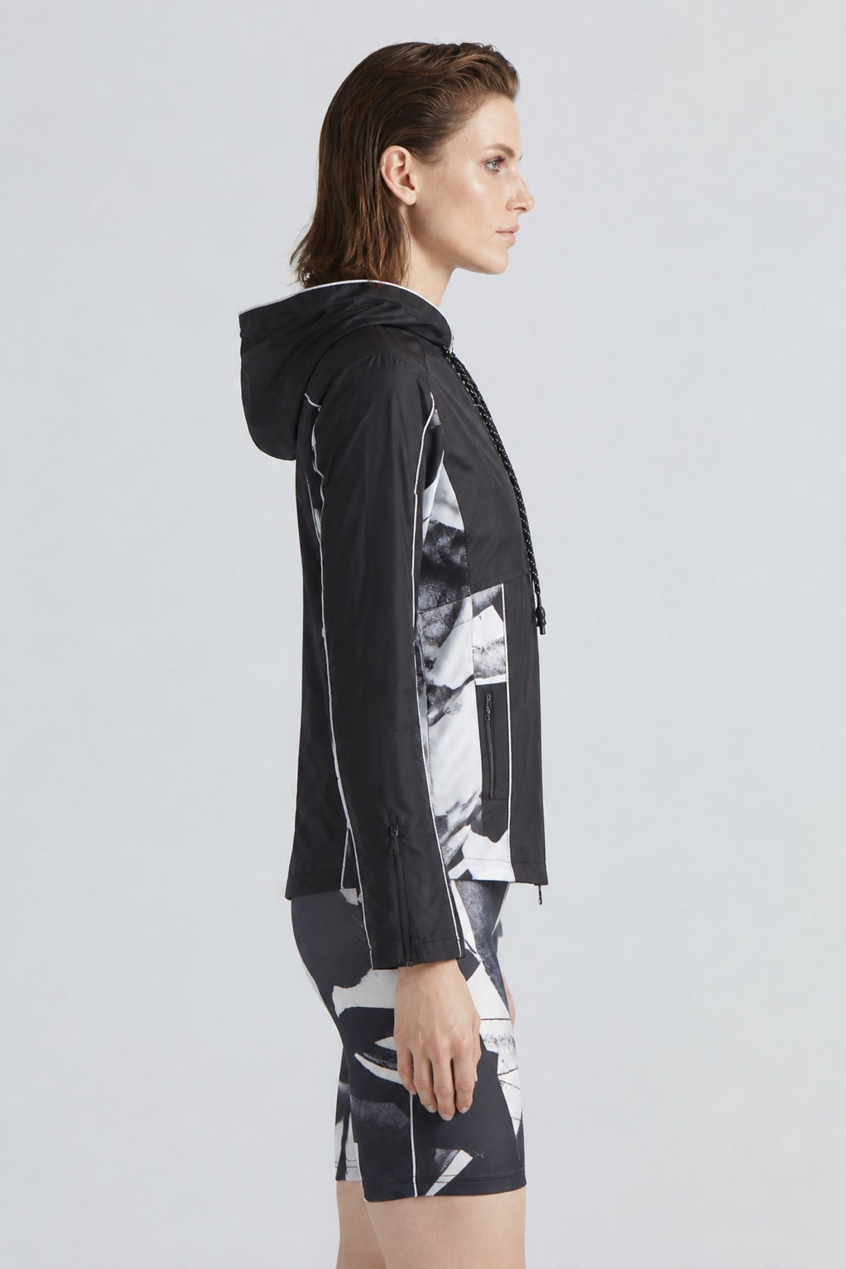 Morgan Abstract Print/Black Jacket