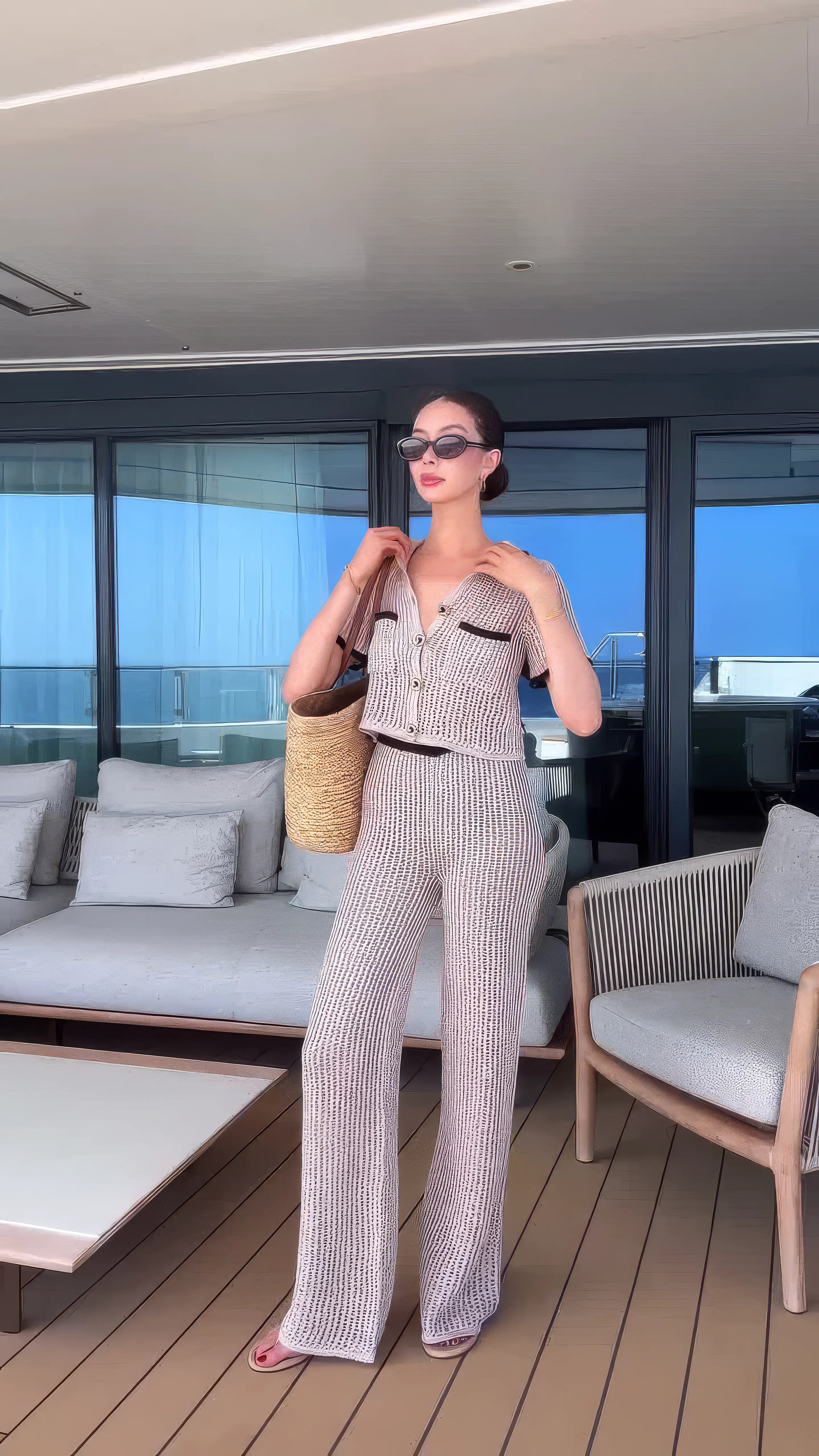 Tara Whiteman - Ramatuelle Grey-Black Crop Top & Lerins Wide-Leg Pants Knitted Set | Moeva | Set | Each week unveils new pieces—luxury swimwear, fluid resort silhouettes, and elevated summer-to-evening essentials designed to carry you from coastal escapes to city nights.