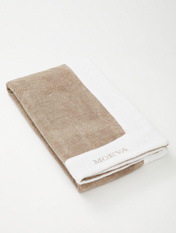 Monaco Nude/White Duo-Colored Quick Dry Beach Towel | Moeva | Towel | Each week unveils new pieces—luxury swimwear, fluid resort silhouettes, and elevated summer-to-evening essentials designed to carry you from coastal escapes to city nights.