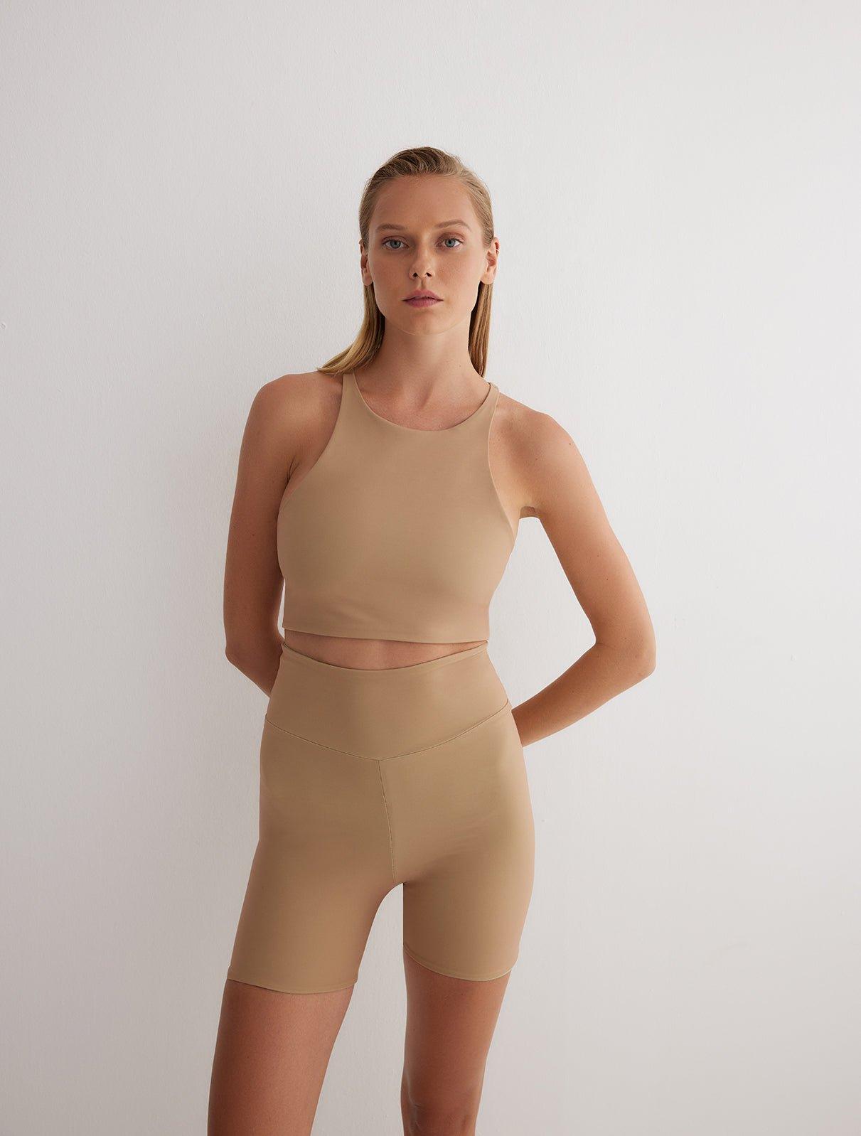 Rocco Green/Nude Reversible Shorts | Moeva | Women Beachwear Shorts | Each week unveils new pieces—luxury swimwear, fluid resort silhouettes, and elevated summer-to-evening essentials designed to carry you from coastal escapes to city nights.