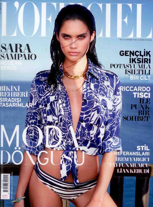 L'OFFICIEL TURKEY - Moeva