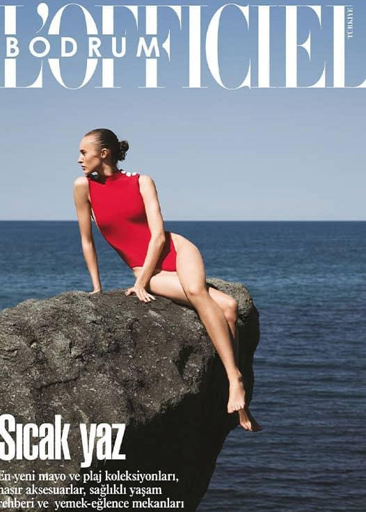 L'OFFICIEL TURKEY - Moeva