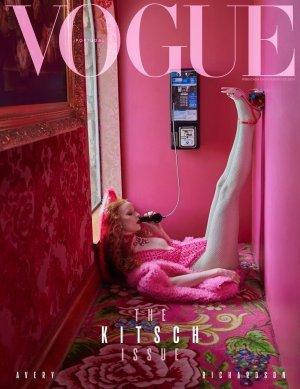 VOGUE PORTUGAL - Moeva