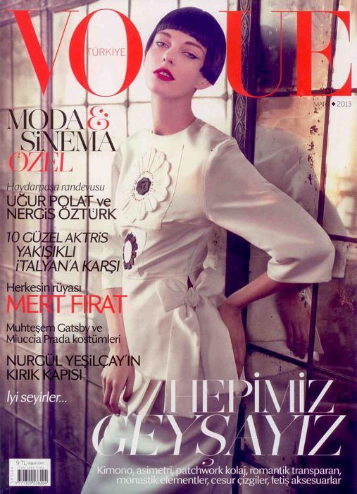 VOGUE TURKEY - Moeva