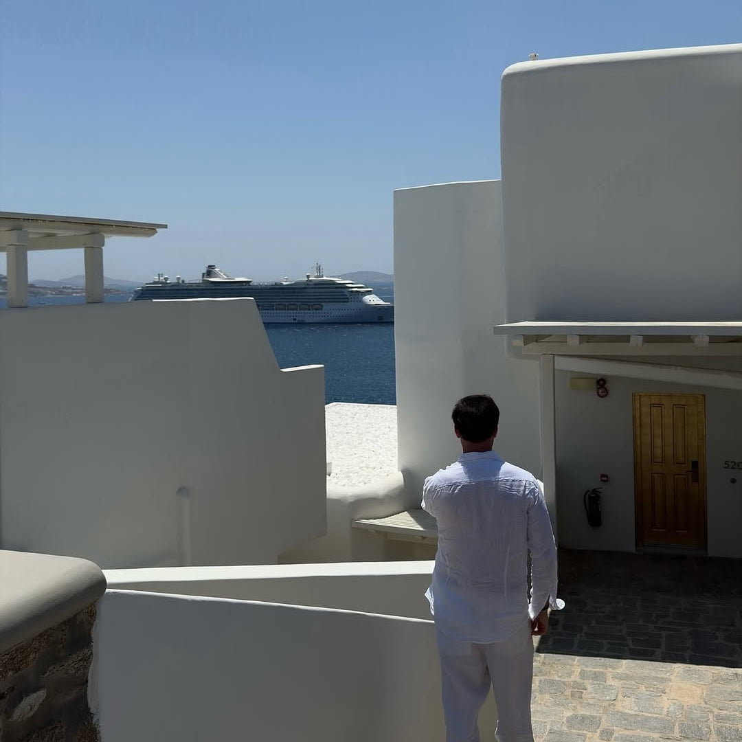 Andres Rasmussen - Harry White Linen Shirt with Spread Collar And Adrian Linen Straight-Leg Pants | Moeva | Set | Each week unveils new pieces—luxury swimwear, fluid resort silhouettes, and elevated summer-to-evening essentials designed to carry you from coastal escapes to city nights.