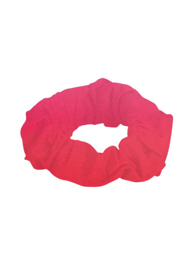 Peggy Red Gradient Scrunchie | Moeva | Scrunchie | Each week unveils new pieces—luxury swimwear, fluid resort silhouettes, and elevated summer-to-evening essentials designed to carry you from coastal escapes to city nights.