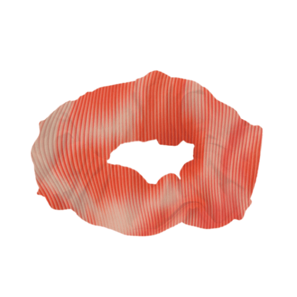 Peggy Red Degraded Scrunchie | Moeva | Scrunchie | Each week unveils new pieces—luxury swimwear, fluid resort silhouettes, and elevated summer-to-evening essentials designed to carry you from coastal escapes to city nights.