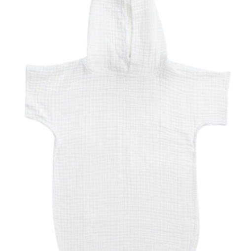 Piccolo White Kids Hooded Poncho Towel | Moeva | Towel | Each week unveils new pieces—luxury swimwear, fluid resort silhouettes, and elevated summer-to-evening essentials designed to carry you from coastal escapes to city nights.