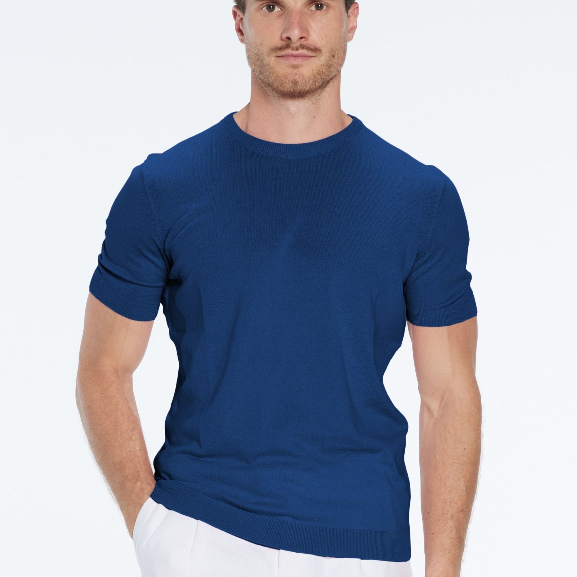 Baron Dark Blue Round-Neck Cotton T-Shirt | Moeva | T-Shirt | Each week unveils new pieces—luxury swimwear, fluid resort silhouettes, and elevated summer-to-evening essentials designed to carry you from coastal escapes to city nights.