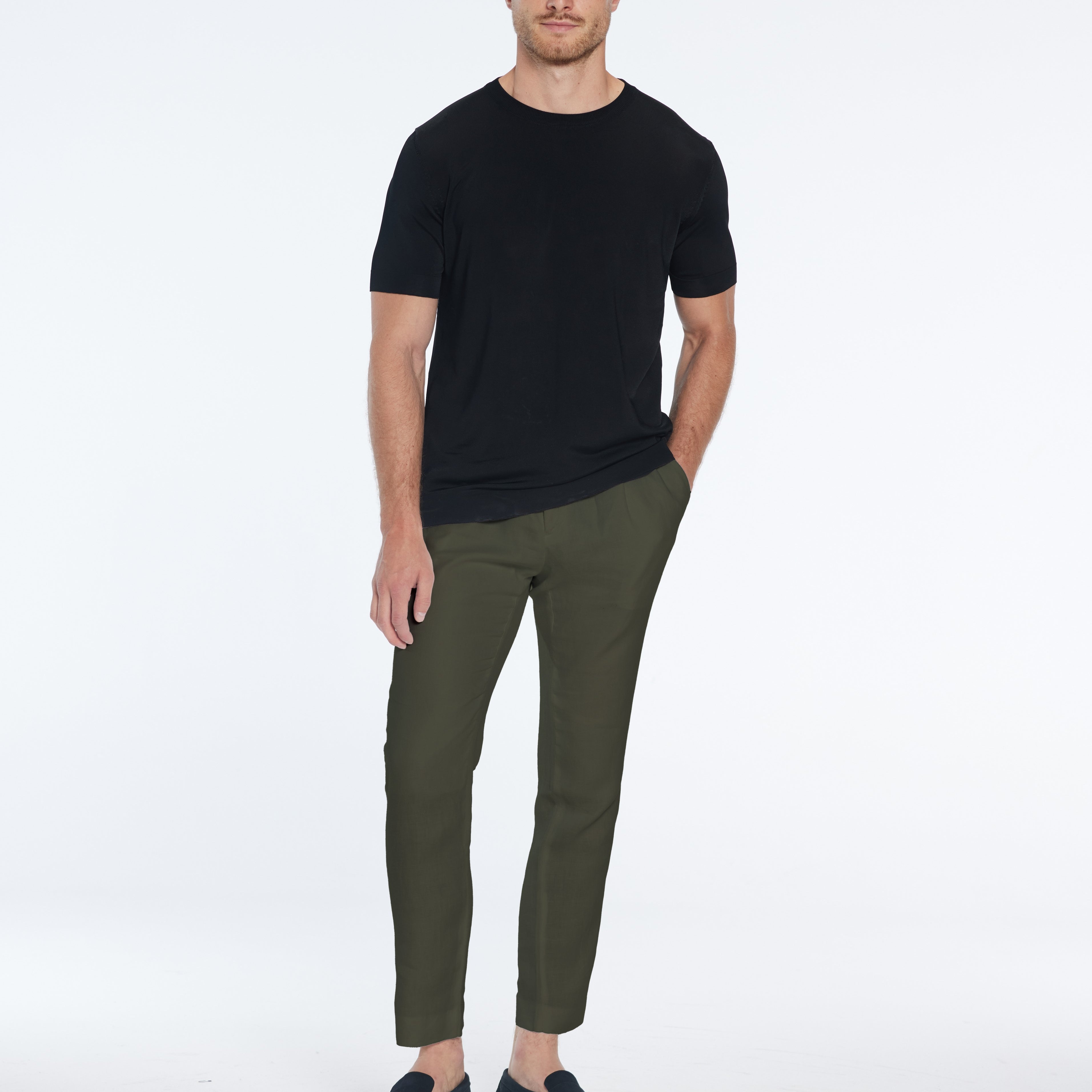 Enzo Army Green Linen Straight-Leg Pants | Moeva | Pants | Each week unveils new pieces—luxury swimwear, fluid resort silhouettes, and elevated summer-to-evening essentials designed to carry you from coastal escapes to city nights.