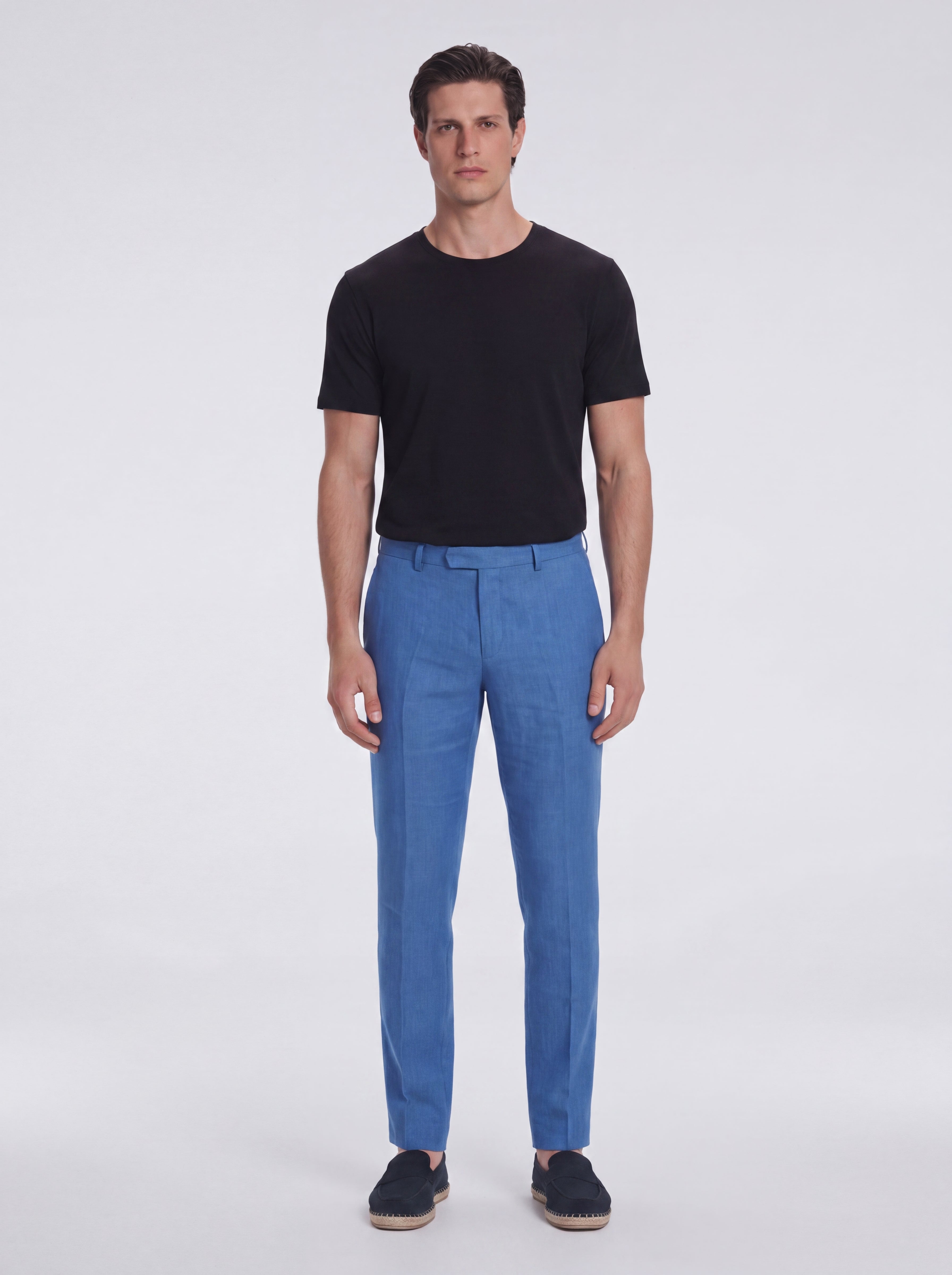 Enzo Azure Linen Straight-Leg Pants | Moeva | Pants | Each week unveils new pieces—luxury swimwear, fluid resort silhouettes, and elevated summer-to-evening essentials designed to carry you from coastal escapes to city nights.