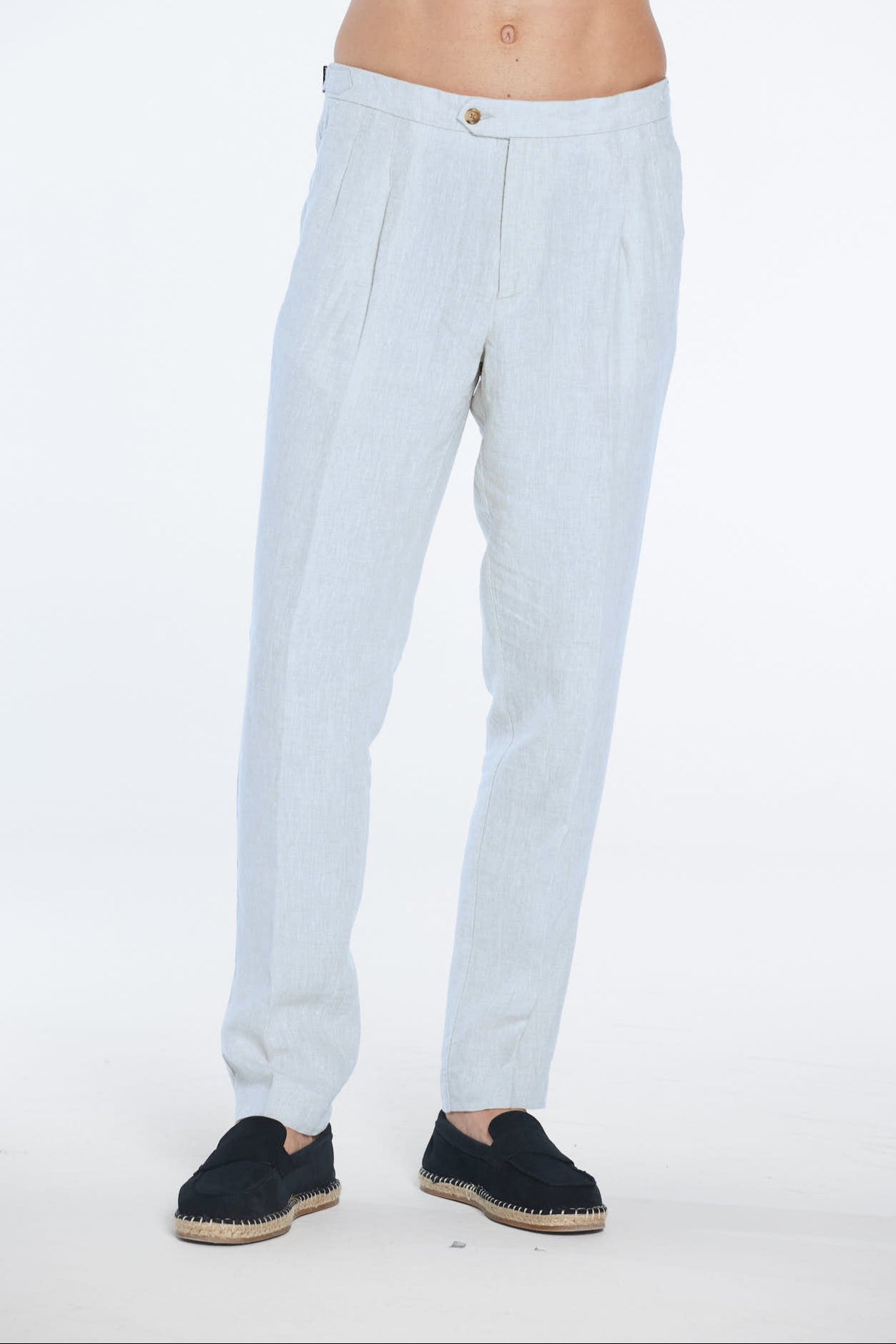 Enzo Light Blue Linen Straight-Leg Pants | Moeva | Pants | Each week unveils new pieces—luxury swimwear, fluid resort silhouettes, and elevated summer-to-evening essentials designed to carry you from coastal escapes to city nights.