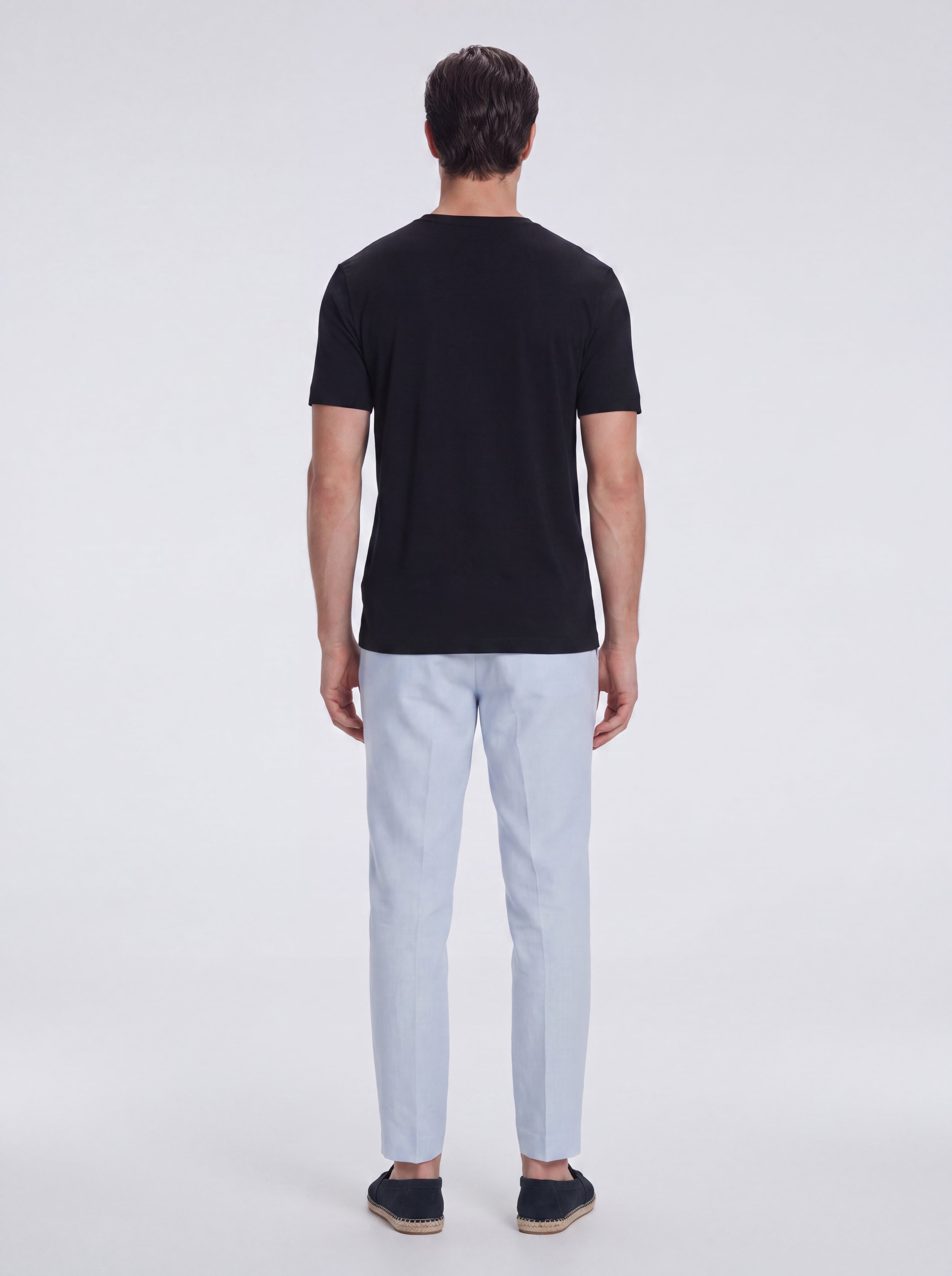 Enzo Light Blue Linen Straight-Leg Pants | Moeva | Pants | Each week unveils new pieces—luxury swimwear, fluid resort silhouettes, and elevated summer-to-evening essentials designed to carry you from coastal escapes to city nights.