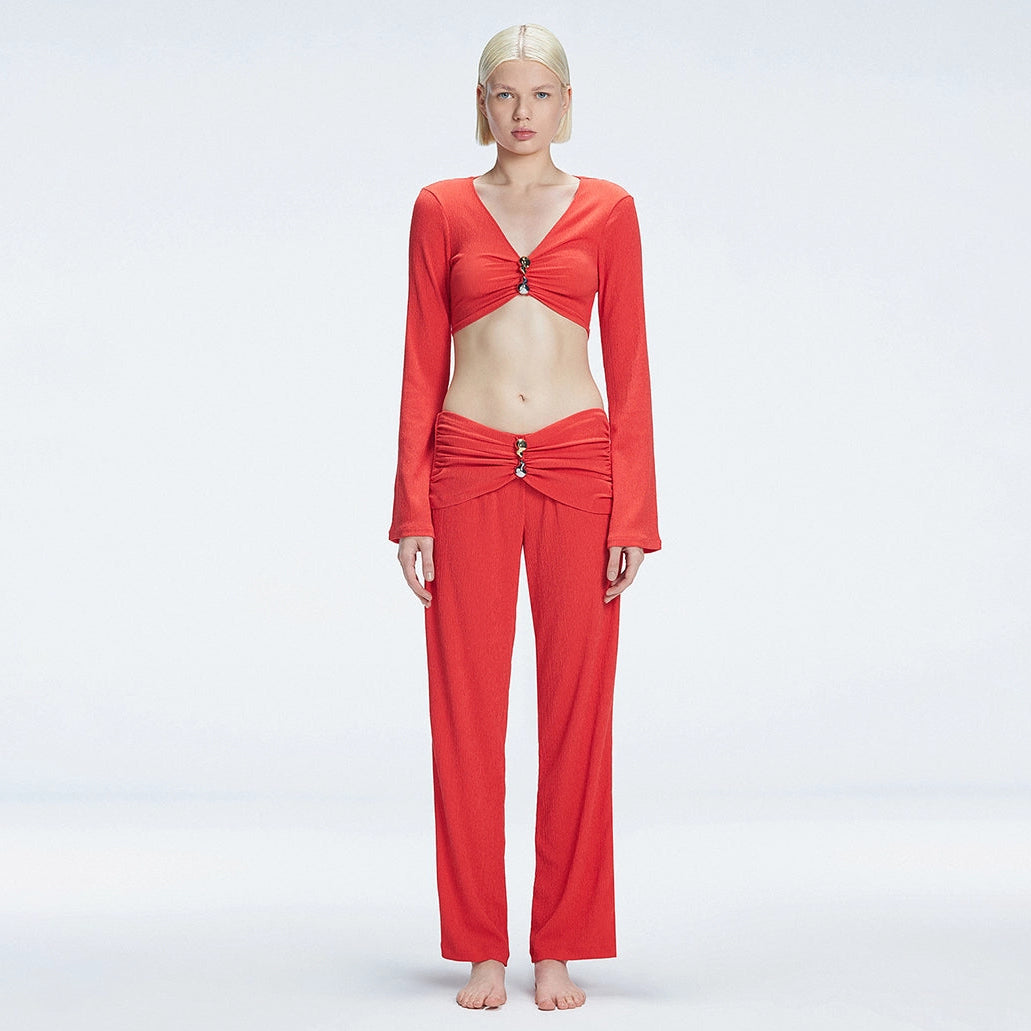 Helena Straight Leg Accessorised Red Pants | Moeva | Pants | Each week unveils new pieces—luxury swimwear, fluid resort silhouettes, and elevated summer-to-evening essentials designed to carry you from coastal escapes to city nights.