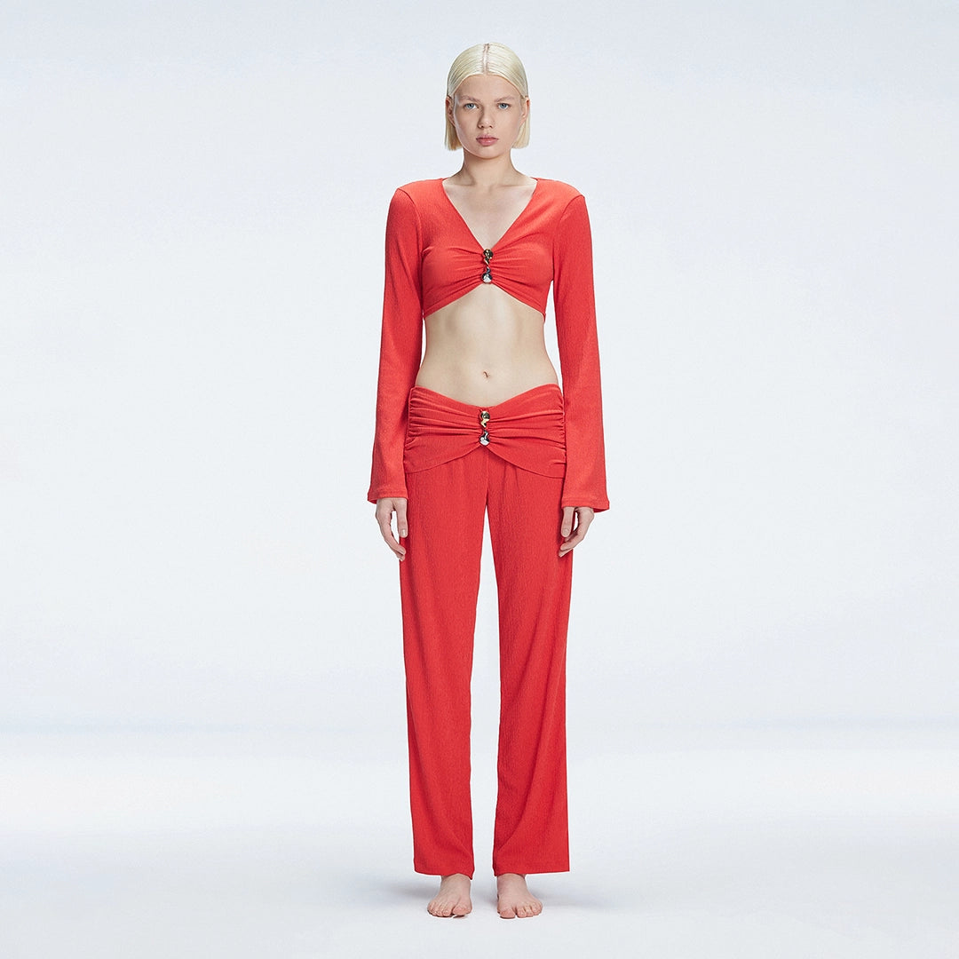 Helena Straight Leg Accessorised Red Pants | Moeva | Pants | Each week unveils new pieces—luxury swimwear, fluid resort silhouettes, and elevated summer-to-evening essentials designed to carry you from coastal escapes to city nights.