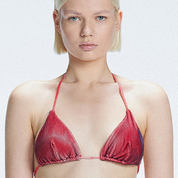 Hermione Red Triangle 3D Bikini Top | Moeva | Bikini Top | Each week unveils new pieces—luxury swimwear, fluid resort silhouettes, and elevated summer-to-evening essentials designed to carry you from coastal escapes to city nights.