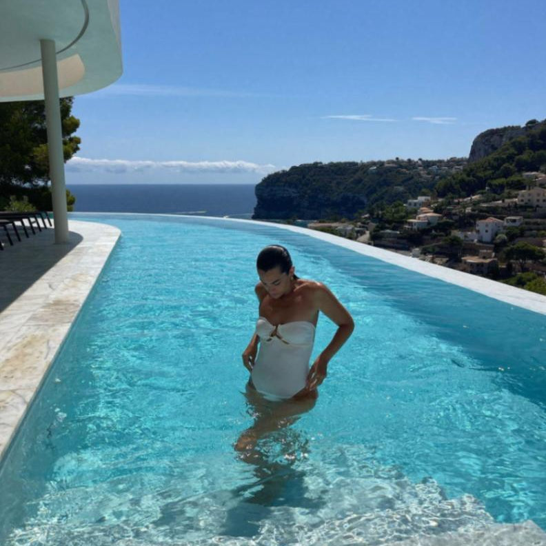 Marta Lozano - Kenna White Bandeau Satin Swimsuit | Moeva | Swimsuit | Each week unveils new pieces—luxury swimwear, fluid resort silhouettes, and elevated summer-to-evening essentials designed to carry you from coastal escapes to city nights.