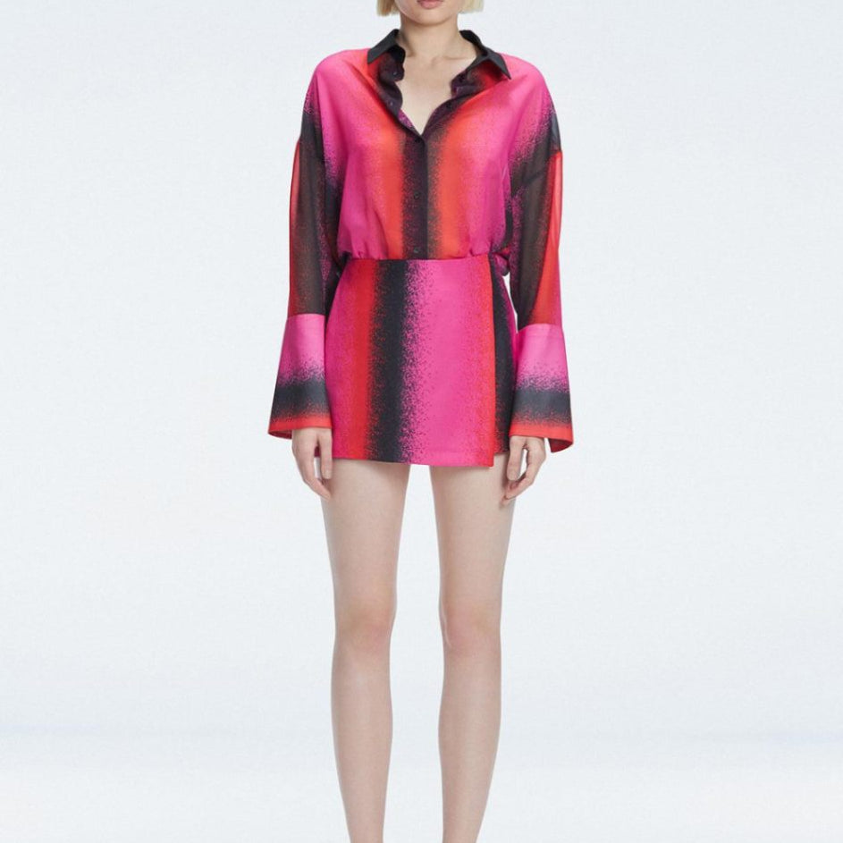 Gillian Red Degraded Mini Skort | Moeva | Skort | Each week unveils new pieces—luxury swimwear, fluid resort silhouettes, and elevated summer-to-evening essentials designed to carry you from coastal escapes to city nights.