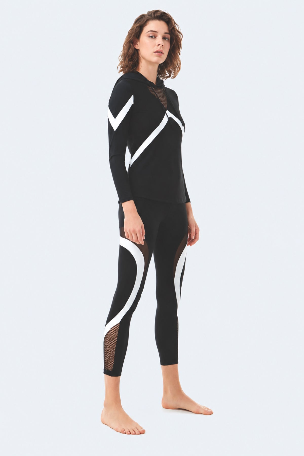 Laura Black/White Hoodie