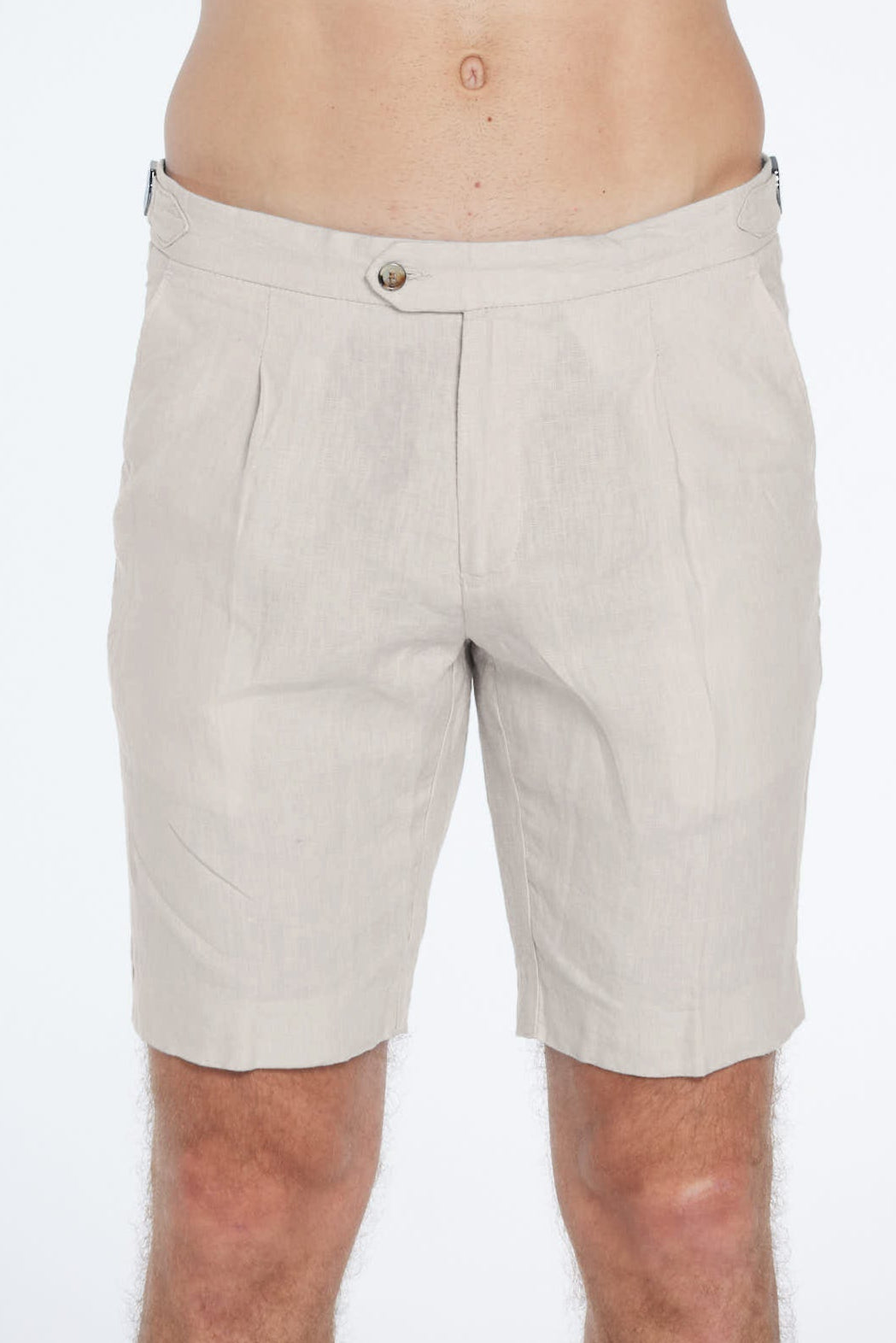 Marco Linen Semigrey Shorts | Moeva | Shorts | Each week unveils new pieces—luxury swimwear, fluid resort silhouettes, and elevated summer-to-evening essentials designed to carry you from coastal escapes to city nights.