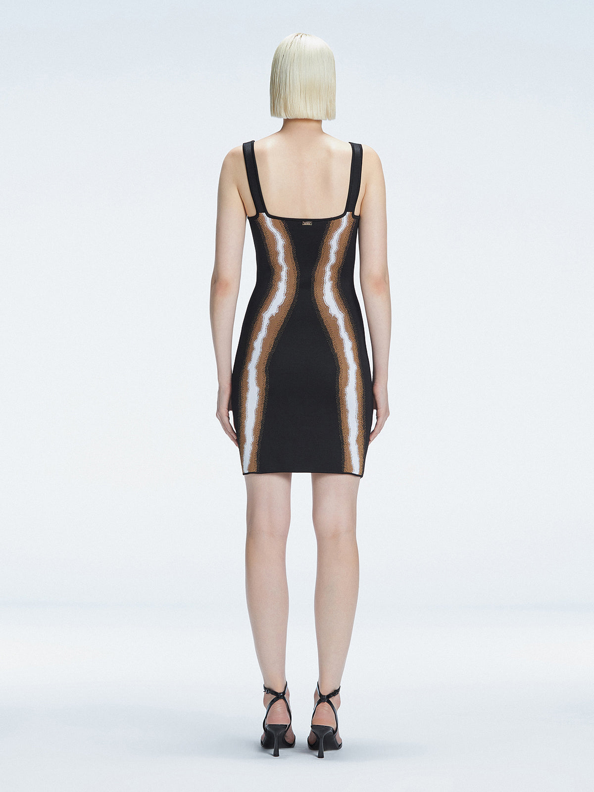 Back view of the adjustable straps on the Anais Black Degraded Dress, illustrating its customizable fit.