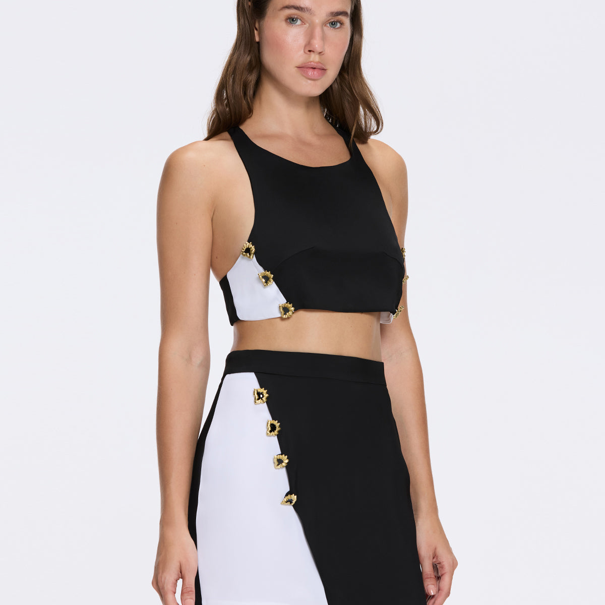 Bodrum Black-White Duo-Colored Enamel Button Crop Top | Moeva | Crop Top | Each week unveils new pieces—luxury swimwear, fluid resort silhouettes, and elevated summer-to-evening essentials designed to carry you from coastal escapes to city nights.