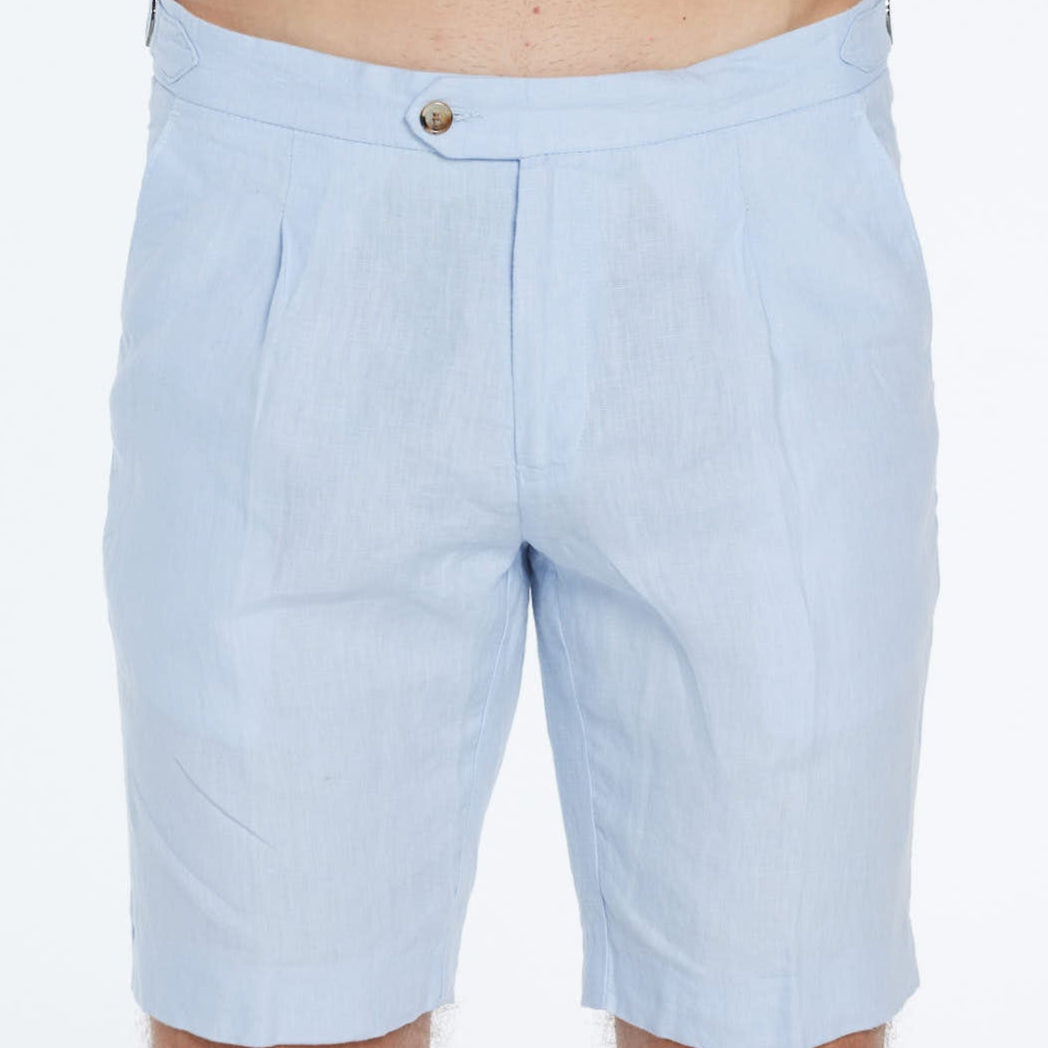 Marco Linen Light Blue Shorts | Moeva | Shorts | Each week unveils new pieces—luxury swimwear, fluid resort silhouettes, and elevated summer-to-evening essentials designed to carry you from coastal escapes to city nights.