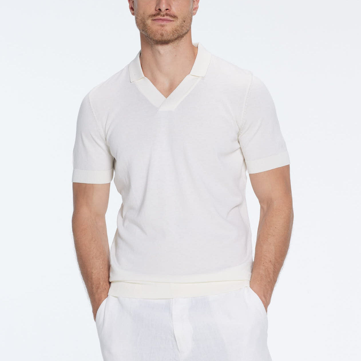 Mark White Cotton V-Neck Polo T-Shirt | Moeva | T-Shirt | Each week unveils new pieces—luxury swimwear, fluid resort silhouettes, and elevated summer-to-evening essentials designed to carry you from coastal escapes to city nights.