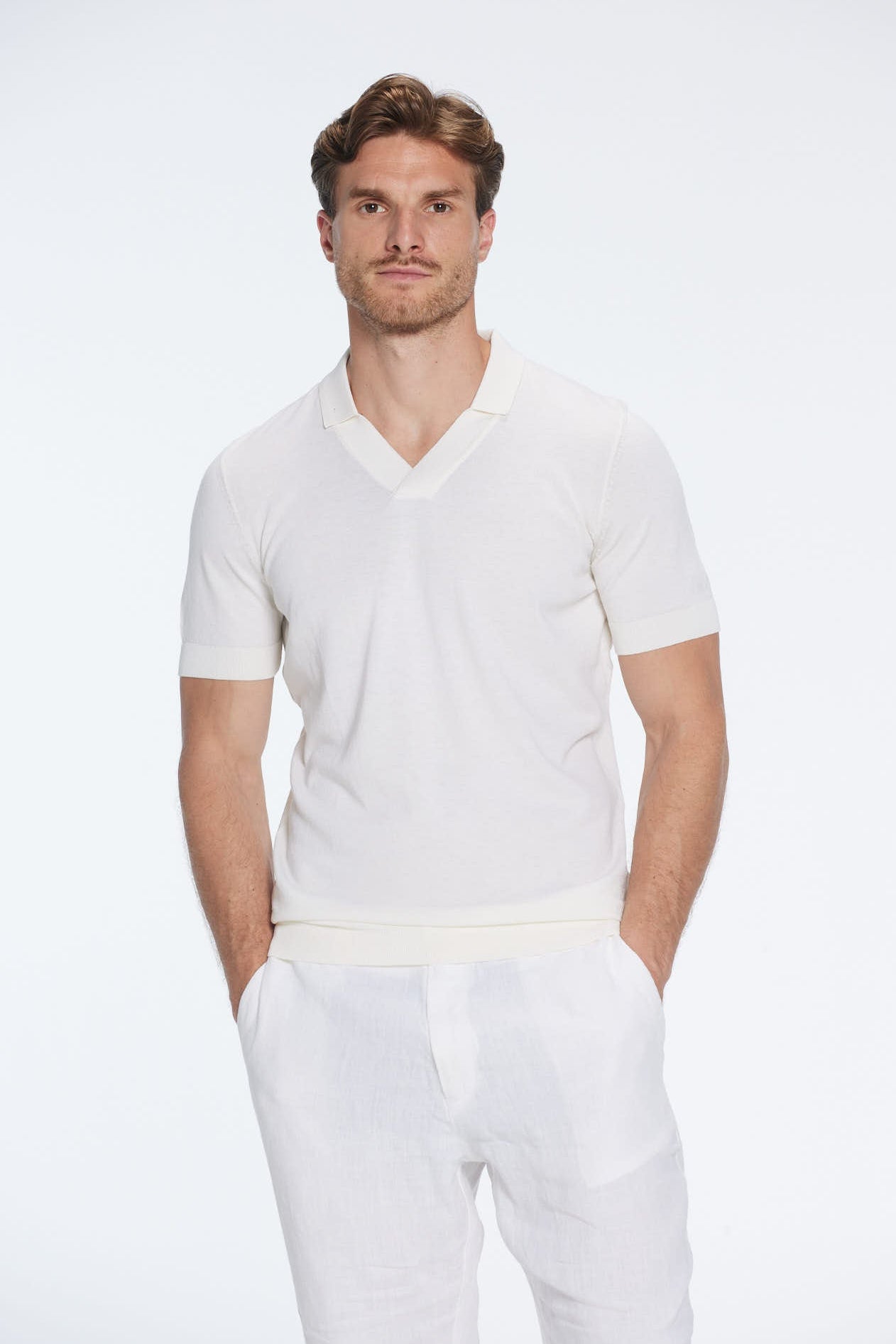 Mark White Cotton V-Neck Polo T-Shirt | Moeva | | Each week unveils new pieces—luxury swimwear, fluid resort silhouettes, and elevated summer-to-evening essentials designed to carry you from coastal escapes to city nights.