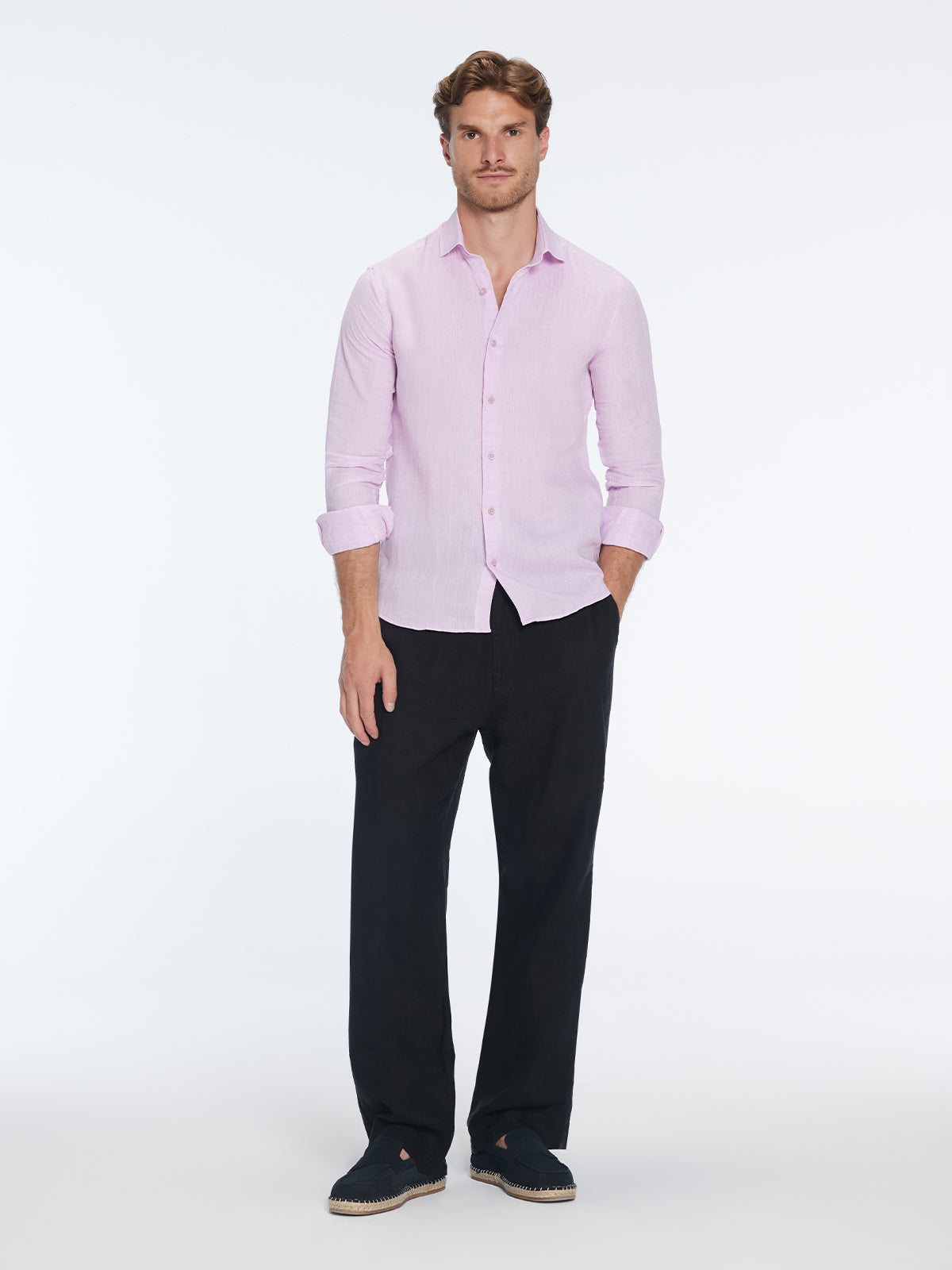 James Pink Linen Slim-Fit Shirt | Moeva | Shirt | Each week unveils new pieces—luxury swimwear, fluid resort silhouettes, and elevated summer-to-evening essentials designed to carry you from coastal escapes to city nights.